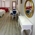 Carme 2 Aparthotel Istanboel