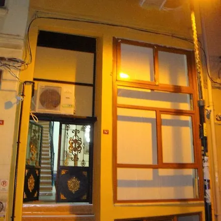 Carme 2 Hotel apartamentowy Stambuł