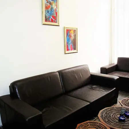 Hotel apartamentowy Carme 2 3*