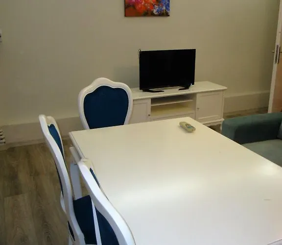 Carme 2 Apart-hotel 3*